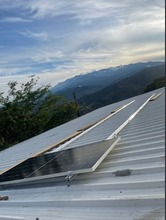 M&aacute;s de 15.000 estudiantes de sedes educativas oficiales se benefician con p&aacute;neles solares