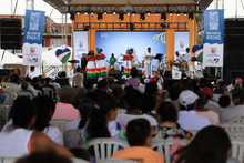 La chirim&iacute;a llena de color el Bulevar de Oriente