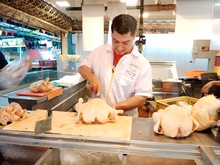 Plaza de mercado &lsquo;El Porvenir&rsquo;: tradici&oacute;n y gastronom&iacute;a popular