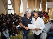 La Alcald&iacute;a celebra la graduaci&oacute;n de140 participantes del programa Cali Incluyente