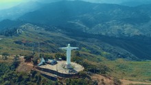 Cristo Rey abraza su historia por lo alto