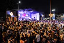 &lsquo;Encuentro de Mel&oacute;manos y Coleccionistas&rsquo; prendi&oacute; luces en la Feria con m&uacute;sica tropical