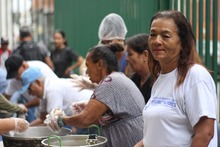 Personas mayores en situaci&oacute;n de calle encuentran atenci&oacute;n en Centros de Bienestar