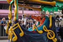 Propios y visitantes se gozaron el desfile del Cali Viejo