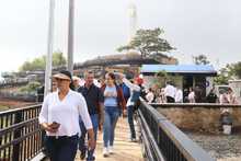 Turistas est&aacute;n felices con el nuevo Cristo Rey