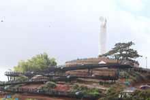 Turistas est&aacute;n felices con el nuevo Cristo Rey