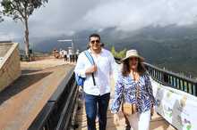 Turistas est&aacute;n felices con el nuevo Cristo Rey