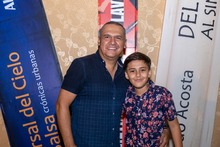 Una Charanguita, que llen&oacute; de melod&iacute;a y nos dej&oacute; un momento de colecci&oacute;n en la Feria de Cali