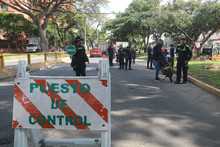 Alcald&iacute;a de Santiago de Cali y Polic&iacute;a despliegan puestos de control para fortalecer la seguridad ciudadana