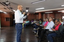 Cale&ntilde;os se capacitan para formular los planes de desarrollo de sus comunas y corregimientos