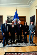 En la capital de Estados Unidos, alcalde Eder fortalece apoyos para trabajar por los migrantes y las personas menos favorecidas