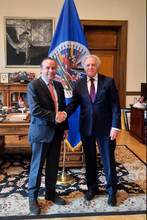 En la capital de Estados Unidos, alcalde Eder fortalece apoyos para trabajar por los migrantes y las personas menos favorecidas