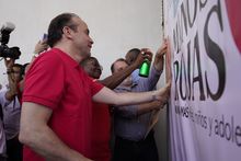 &ldquo;Trabajaremos duro para proteger a ni&ntilde;as, ni&ntilde;os y adolescentes en Santiago de Cali&rdquo;: alcalde Alejandro Eder