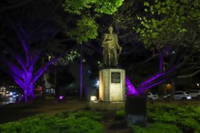 &iexcl;Cali se viste de violeta! Alcald&iacute;a iluminar&aacute; 14 hitos ornamentales para conmemorar el &lsquo;D&iacute;a de la Mujer&rsquo;