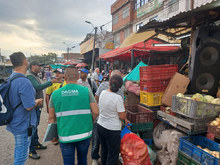 Inici&oacute; proceso de recuperaci&oacute;n ambiental en la plaza de mercado de Santa Elena