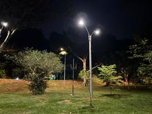 Proceso de instalaci&oacute;n de luminarias led en el parque El Ingenio completa 30% de avance en menos de 15 d&iacute;as