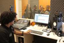 Cali celebra y fortalece el conocimiento de las ni&ntilde;as y mujeres en Tecnolog&iacute;as de la Informaci&oacute;n y las Comunicaciones