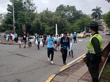 Plogging liber&oacute; de 1,5 toneladas de residuos al r&iacute;o Cali