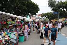 Ni&ntilde;os y adultos hicieron girar el &lsquo;zumbambico&rsquo; en la Ciclovida de Cali
