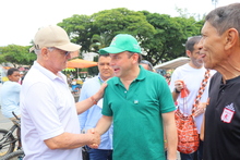 En compa&ntilde;&iacute;a del alcalde de Cali, Alejandro Eder, los usuarios de la Ciclovida disfrutaron del D&iacute;a Mundial de la Risa