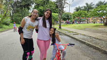 La Ciclovida de Cali celebr&oacute; a mam&aacute; con ritmo y alegr&iacute;a
