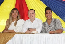 Directivos docentes y maestros del sistema educativo oficial de Cali fueron homenajeados en su d&iacute;a