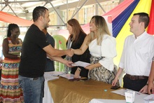 Directivos docentes y maestros del sistema educativo oficial de Cali fueron homenajeados en su d&iacute;a