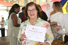Directivos docentes y maestros del sistema educativo oficial de Cali fueron homenajeados en su d&iacute;a