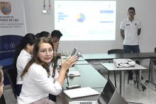 Alcald&iacute;a de Cali promueve el control social: fuerzas ciudadanas se capacitaron para hacer seguimiento a tres proyectos de infraestructura