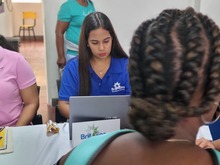 Reparar para reconciliar: M&aacute;s de 100 personas atendidas en la 3 Feria de Empleo del Centro Regional de Atenci&oacute;n para las V&iacute;ctimas