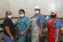 Unidos en la mesa para la reconstrucci&oacute;n del tejido social en el barrio Manuela  Beltr&aacute;n