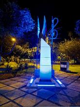 Siete lugares emblem&aacute;ticos de Cali se iluminaron en homenaje a las comunidades refugiadas y desplazadas