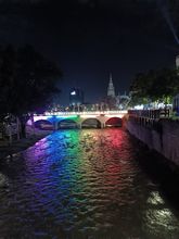 Cinco hitos ornamentales de Cali brillan con los colores del arco iris para celebrar el &lsquo;D&iacute;a Mundial del Orgullo LGTBIQ+&rsquo;