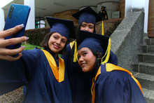 87 j&oacute;venes pertenecientes a zonas vulnerables de Cali se graduaron en TIC, gracias a una sinergia entre Alcald&iacute;a y el sector empresarial