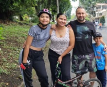 El domingo, la Ciclovida de Cali se llenó de papás bacanos 3