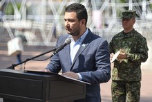 Cali rindi&oacute; un homenaje a los h&eacute;roes de la patria y a sus familias