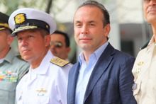 Cali se llen&oacute; de patriotismo: el 20 de julio miles de personas  acompa&ntilde;aron el desfile de la Fuerza P&uacute;blica