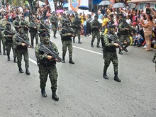 M&aacute;s de 50 agentes de tr&aacute;nsito garantizaron la movilidad durante el  desfile militar del 20 de julio