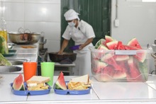 Vuelven los estudiantes a las aulas con la garant&iacute;a de contar con transporte y alimentaci&oacute;n escolar