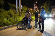 Se intensifican operativos de Movilidad en la v&iacute;a al mar: los m&aacute;s sancionados son motociclistas