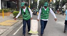 Tras la manifestaci&oacute;n pac&iacute;fica de la minga ind&iacute;gena, 30 &lsquo;Promotores Mi Cali Bella&rsquo; lideraron la limpieza en un sector del barrio Versalles