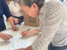 Cuidando a quienes nos cuidaron: entrega de m&aacute;s de 200 kits de aseo en el Hospital Geri&aacute;trico de San Miguel