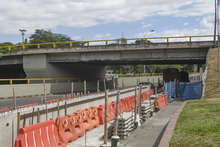Se iniciar&aacute;n obras de restauraci&oacute;n del puente contiguo al Club Colombia, por lo cual se presentar&aacute;n desv&iacute;os en v&iacute;as en este sector