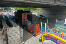 Se iniciar&aacute;n obras de restauraci&oacute;n del puente contiguo al Club Colombia, por lo cual se presentar&aacute;n desv&iacute;os en v&iacute;as en este sector