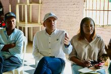 Con buenas noticias y compromisos adquiridos &lsquo;Nos pillamos en la calle&rsquo; estuvo en Navarro y El Hormiguero