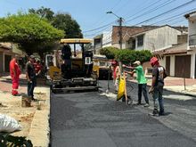 Barrio Pampalinda dice #ChaoHueco: inici&oacute; la pavimentaci&oacute;n de una de sus v&iacute;as m&aacute;s importantes