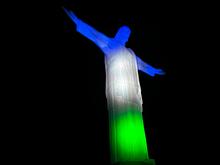 M&aacute;s de 30 mil cale&ntilde;os disfrutaron el espect&aacute;culo tecnol&oacute;gico y lum&iacute;nico  &lsquo;488 razones para sentirme orgulloso de Cali&rsquo;