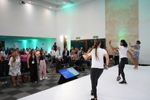 La cruda e inspiradora historia de Azul Almaz&aacute;n fue el colof&oacute;n de la &lsquo;II Cumbre de Ciudades Latinoamericanas para el Deporte y el Desarrollo&rsquo;