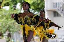 El Bulevar de Oriente se visti&oacute; de salsa