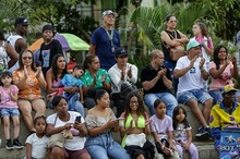 El Bulevar de Oriente se visti&oacute; de salsa